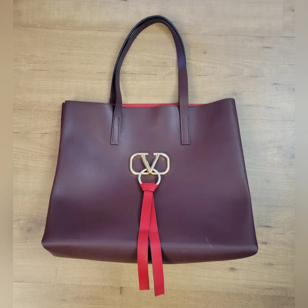 VALENTINO Burgundy Leather V-Ring Tote Bag - Picture 4 of 16